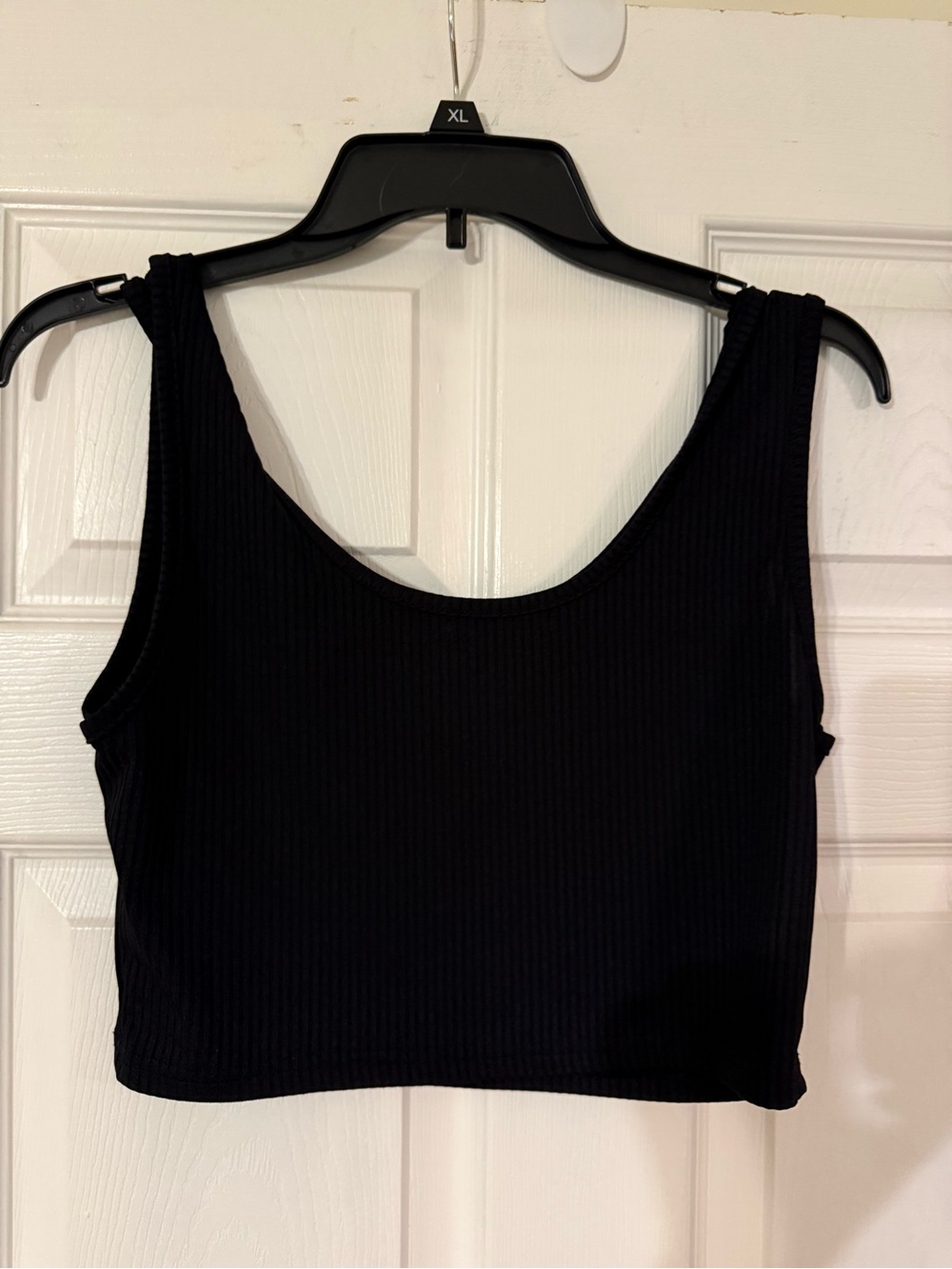 ROMWE Black Ribbed Scoop Crop Tank Top